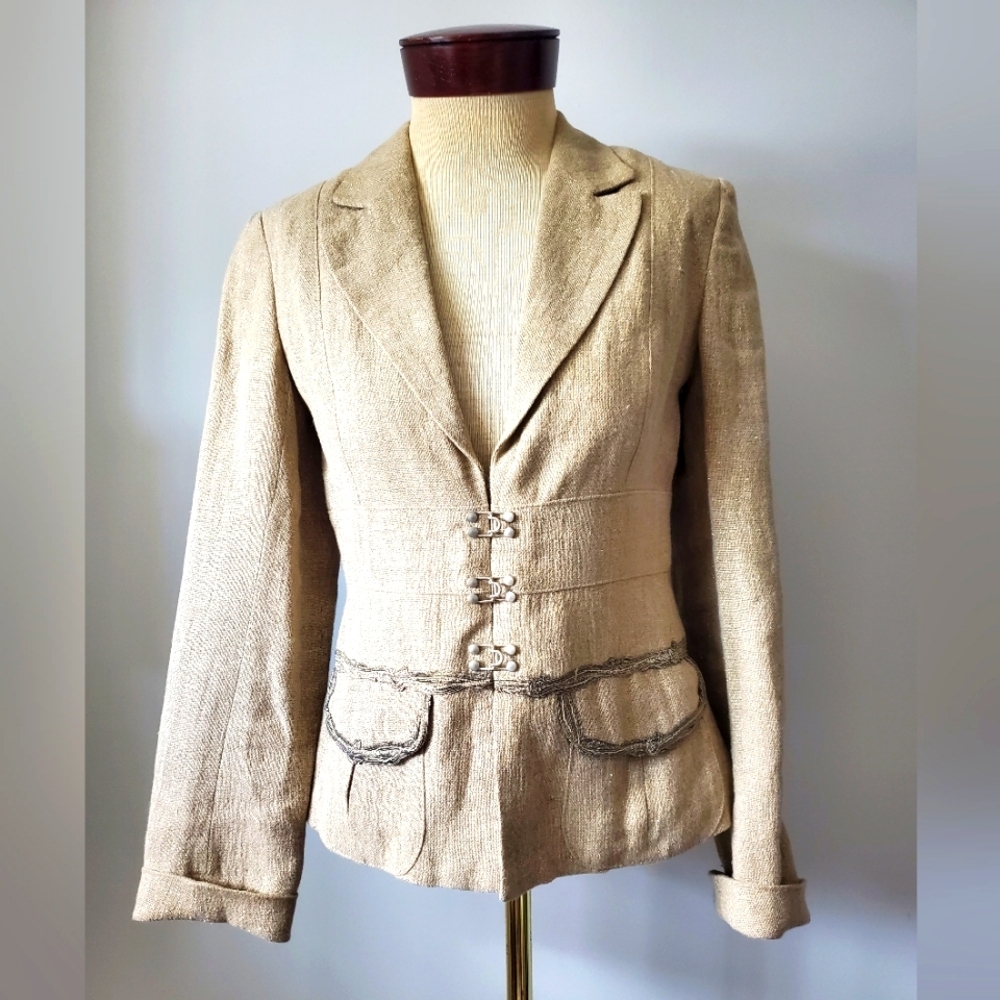 STILLS ATELIER linen gold sparkle blazer with silver embroidered pockets. Size 4